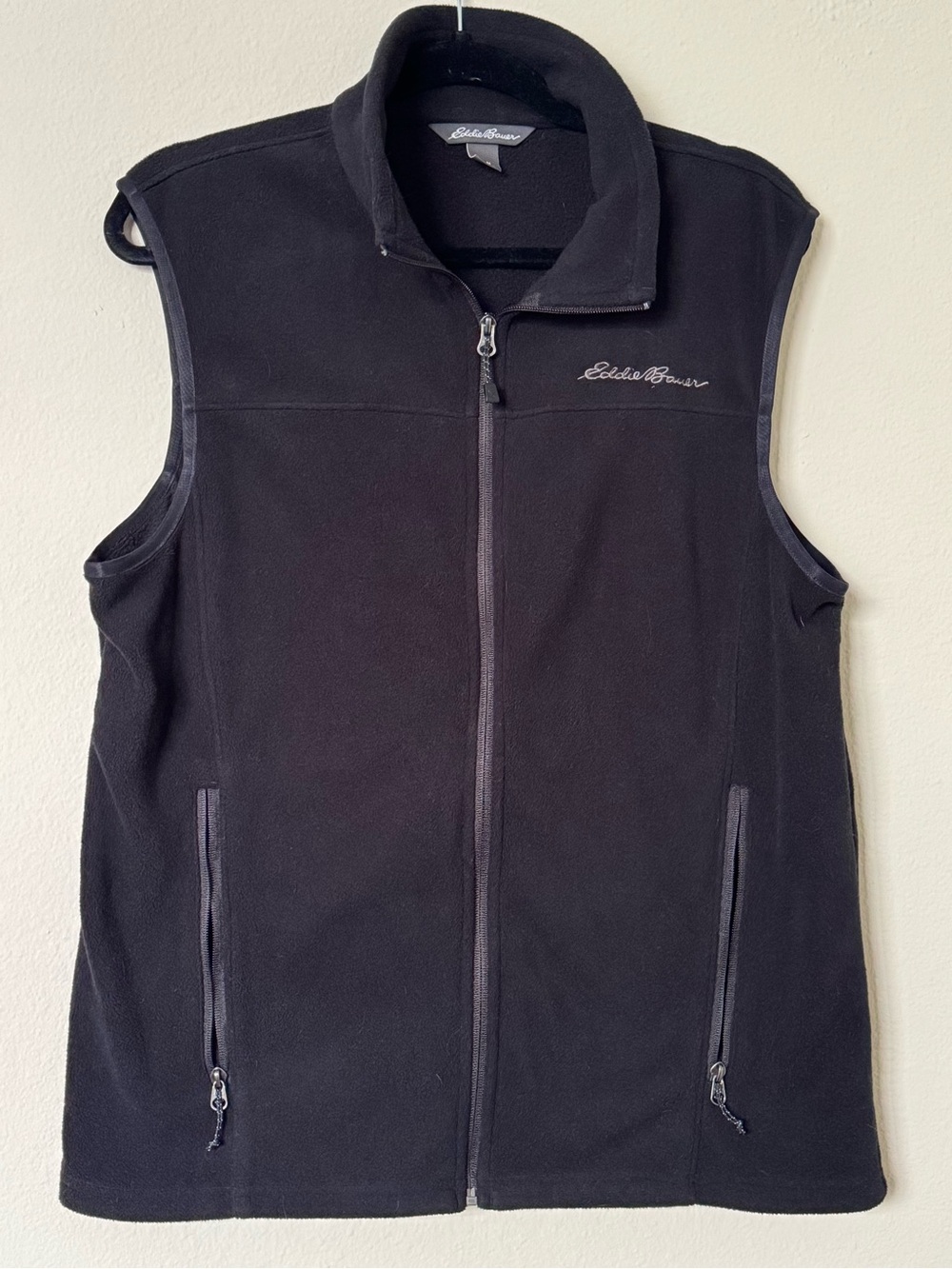 Eddie Bauer Black Full-Zip Fleece Vest, M